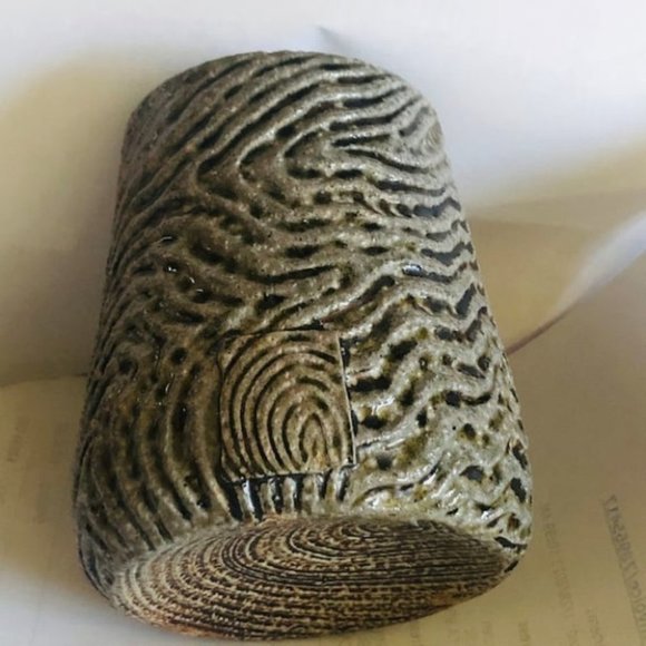 Wheel thrown  Handmade Fully Carved Mug, The Carved Represent Finger Prints - Picture 10 of 10